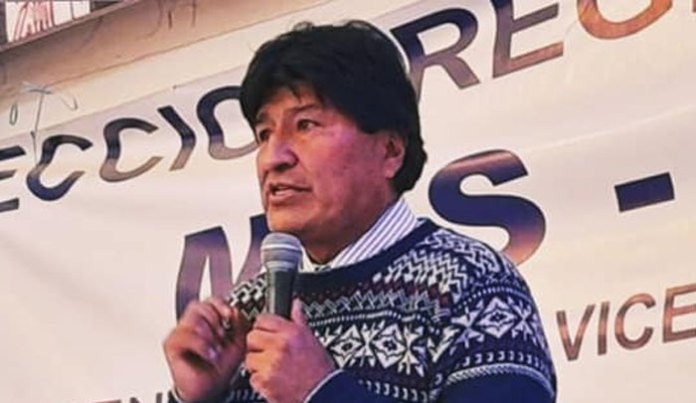 evo-morales-mesa-722