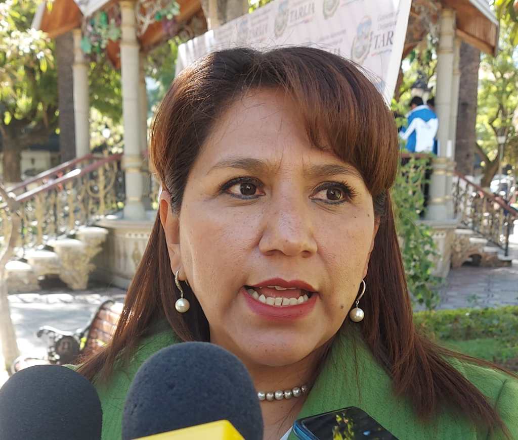Directora del Sedeges, María Esther Valencia.