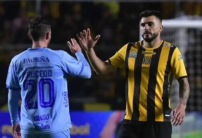 Bolívar y The Strongest están a un partido de clasificarse a los octavos de final