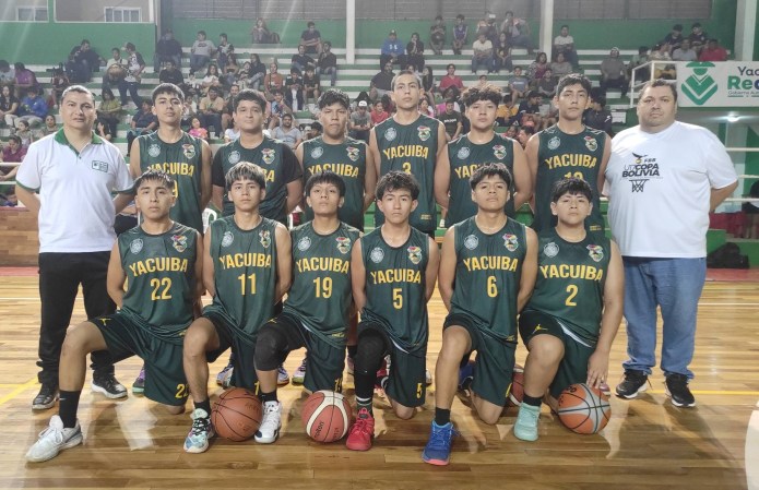 Jugadores de la selección de Yacuiba categoría U – 15.