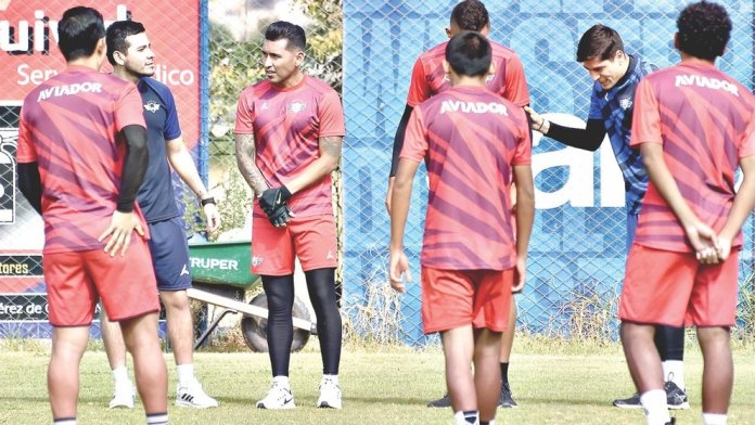 Una imagen de una práctica del Rojo en Alalay./ DICO SOLÍS