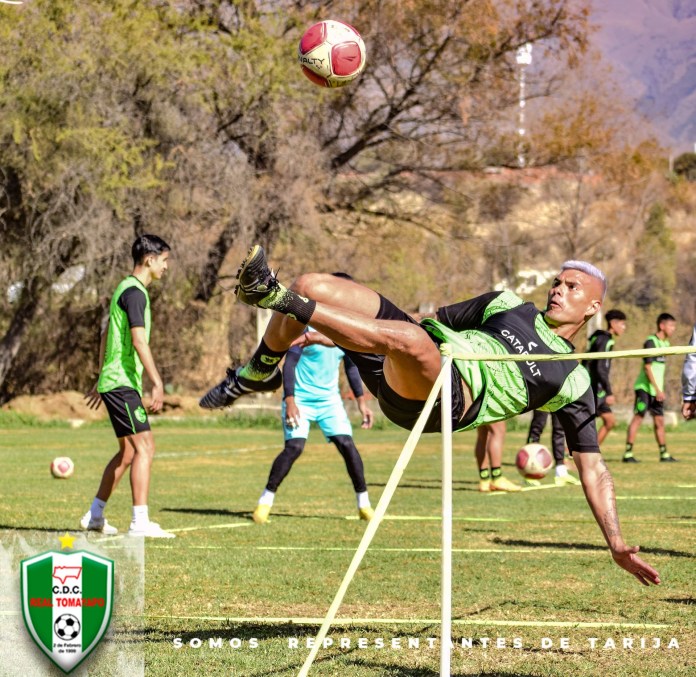 La práctica del plantel en la cancha de San Antonio (San Lorenzo).