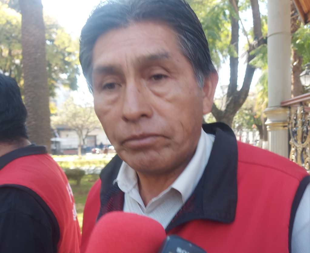 Dirigente de Fejuve Cercado, Andrés Paco.