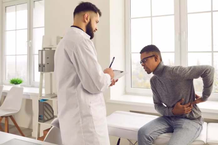 Un nuevo estudio de Finlandia explora cómo algunas modificaciones simples en el día a día pueden prevenir que el dolor de espalda empeore