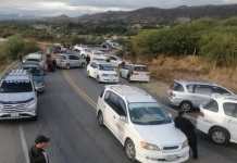 Mientras no llegue presidenta de YPFB paro y bloqueo del transporte seguirá