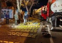 Tres bolivianos son detenidos en Argentina con 388 kilos de cocaína ocultos en camiones cisterna