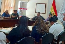 Cisterneros suspenden paro nacional y abren negociación con YPFB